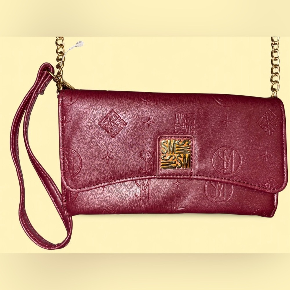 Steve Madden Embossed Logo Wristlet/Clutch w/ Chain • Burgundy